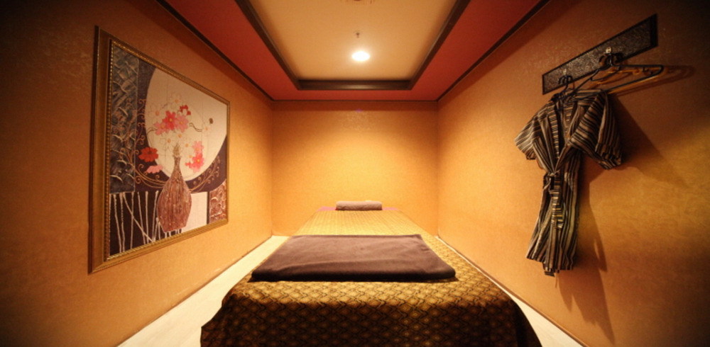 신원동 태국관리사 마사지샵 탑테라피의 쾌적한 관리실 내부 모습