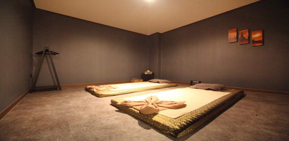 태국마사지 서비스가 제공되는 영통동 완벽한타이 매장 내부 사진