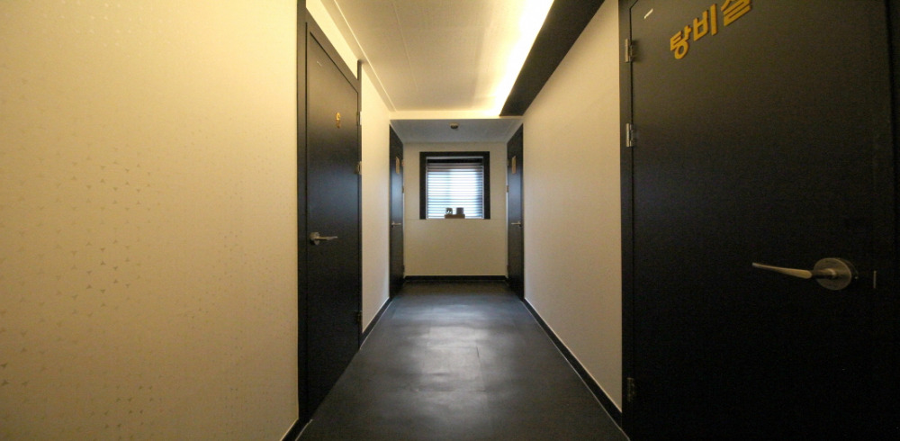 태국마사지 서비스가 제공되는 매탄동 발렌타이 매장 내부 사진