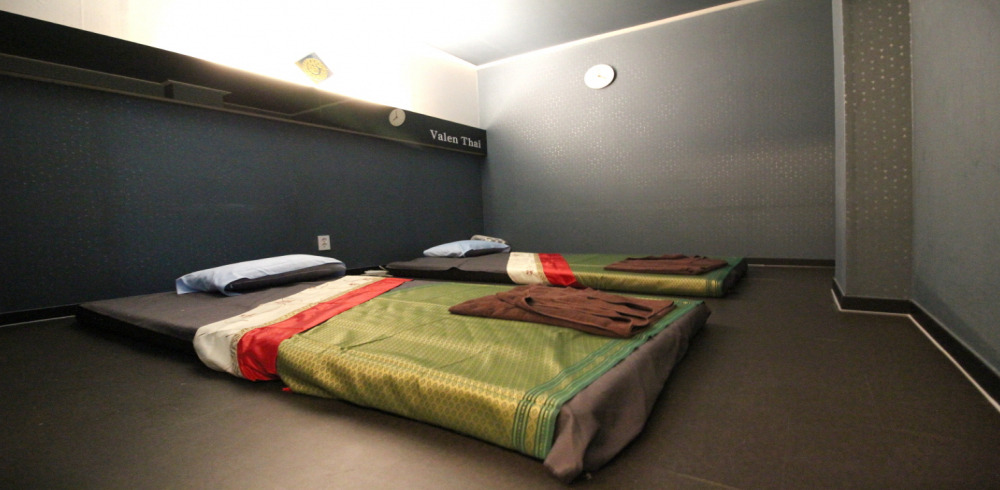 매탄동 태국관리사 마사지샵 발렌타이의 쾌적한 관리실 내부 모습