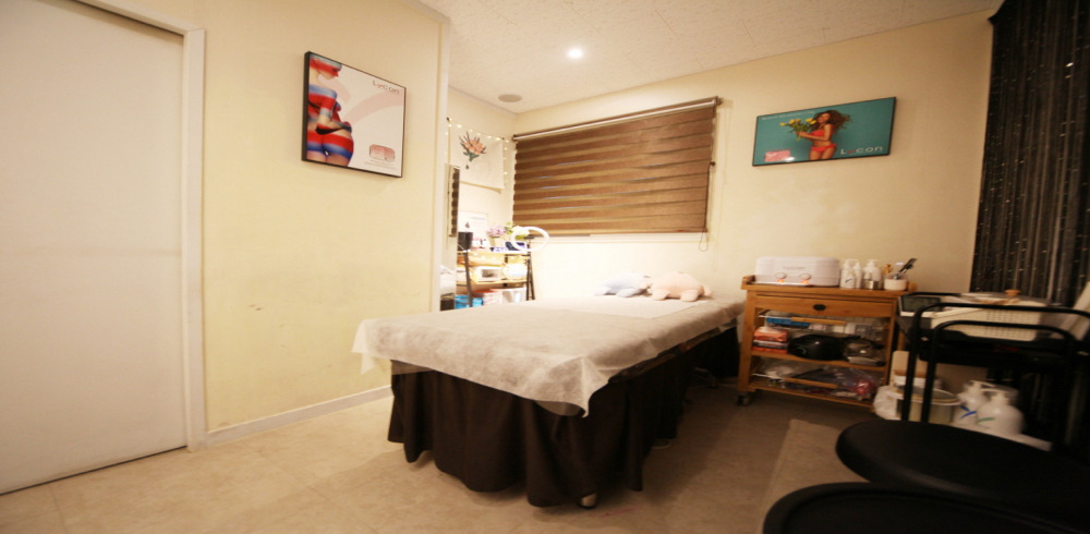 탄탄왁싱&바디 - 인계동 수원시청역 인근 주차가능, 샤워가능, 커플실, 단체예약 완비된 마사지 시설