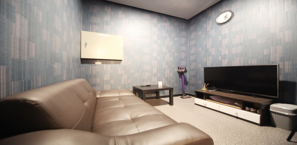 구래동 태국마사지 전문 강남타이의 깔끔하고 정돈된 내부 전경