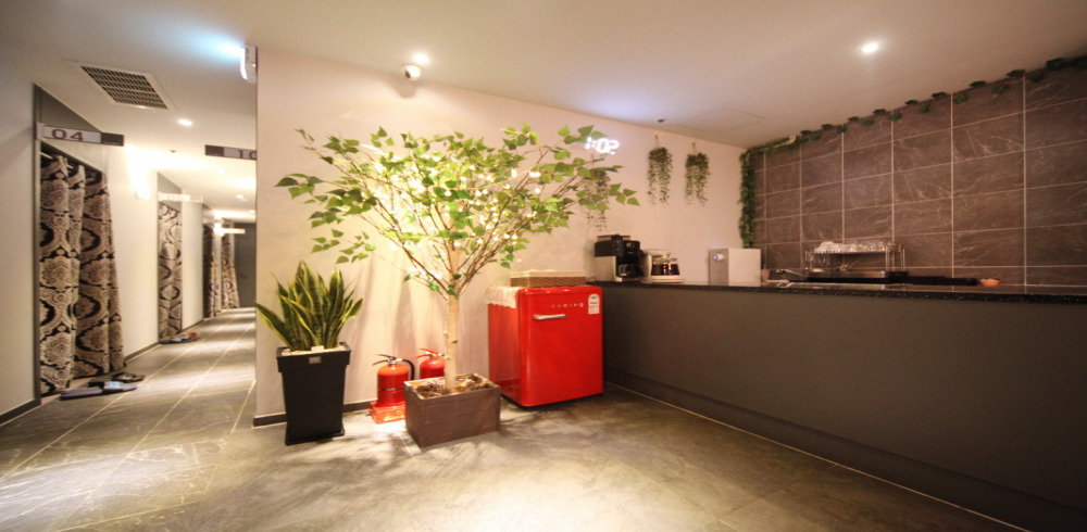 수내역 인근 아로마, 건식/스포츠, 커플관리, 풋케어 서비스가 제공되는 수기명가의 전체 시설