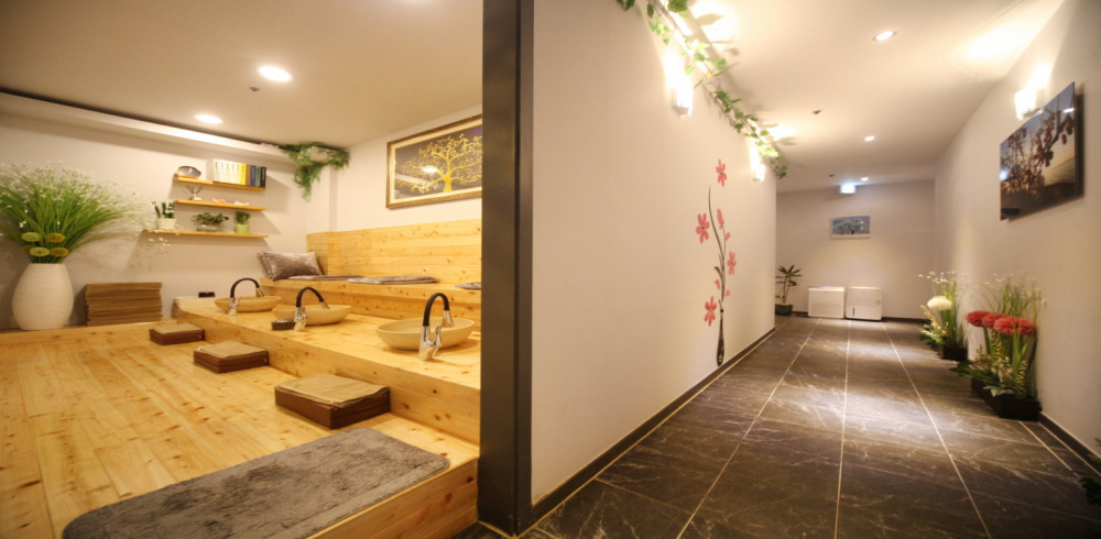 수내역 인근 마사지 잘하는 곳 수기명가 청결하게 관리된 내부 시설