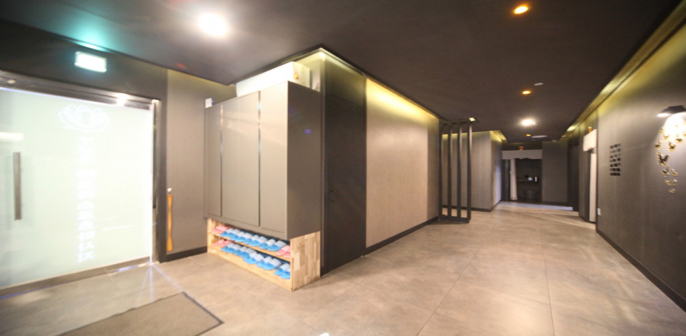 태국마사지 서비스가 제공되는 중부동 더아로마 매장 내부 사진