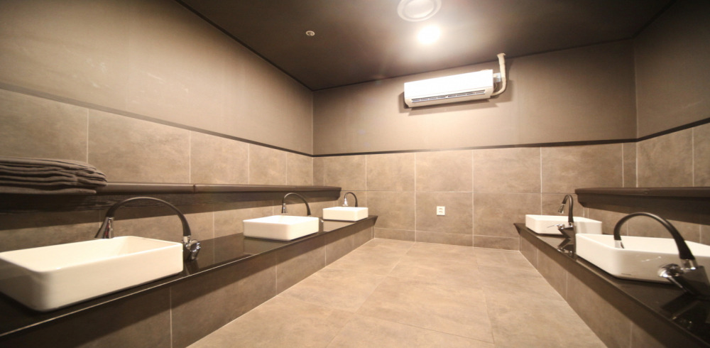 양산역 주변 태국마사지 추천 매장 더아로마의 전체적인 인테리어 모습