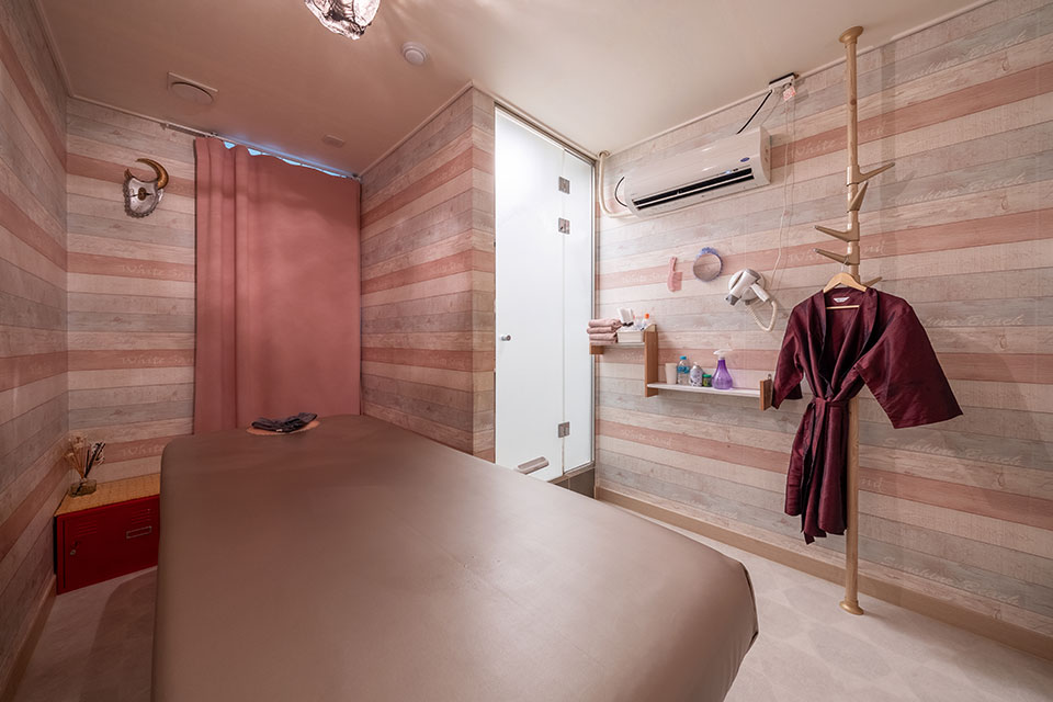 황금역,수성못역,어린이회관역에 위치한 스웨디시 서비스 가능 앤유 시설