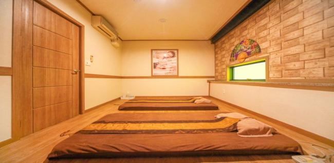 용산역,죽전역 주변 태국마사지 추천 매장 휴타이아로마의 전체적인 인테리어 모습