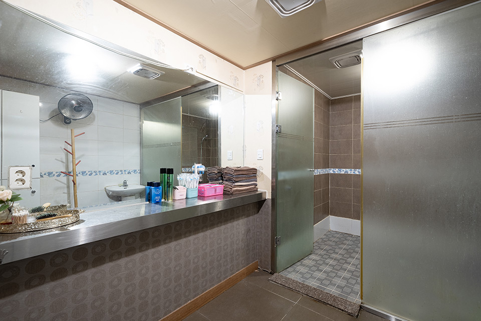 신천동 세븐타이아로마 주차가능, 샤워가능, 커플실, 단체예약, 남/여공용샵 완비된 시설 사진