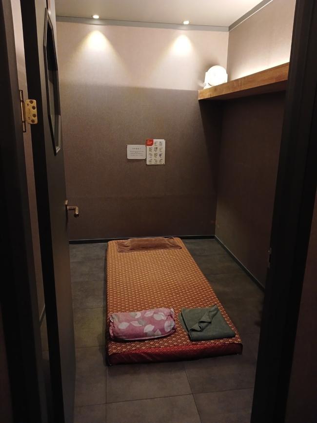 덕천동 태국마사지 전문 몽테라피의 깔끔하고 정돈된 내부 전경
