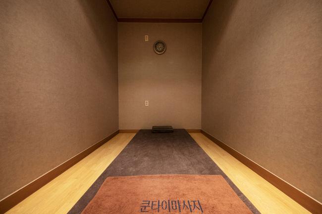 부암역,서면역,부전역,범내골역,전포역 인근 타이, 아로마, 커플관리 서비스가 제공되는 쿤타이테라피의 전체 시설