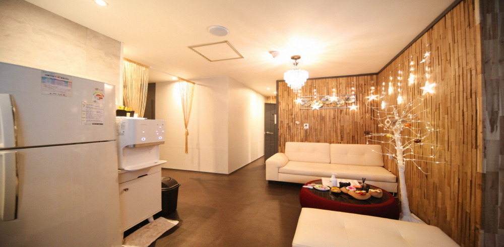 태국마사지 서비스가 제공되는 온천동 별테라피 매장 내부 사진