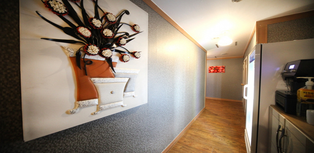 마전동 태국마사지 전문 탑아로마의 깔끔하고 정돈된 내부 전경