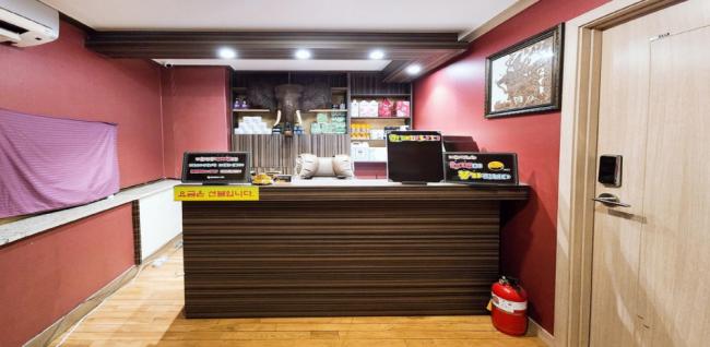 황제테라피 - 만수동 남동구청역 인근 태국마사지 전문 마사지 매장 전경