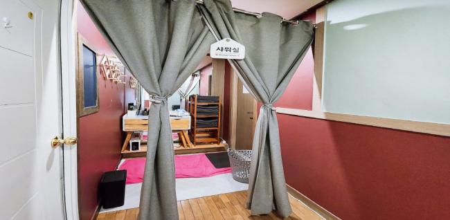 만수동 태국관리사 마사지샵 황제테라피의 쾌적한 관리실 내부 모습