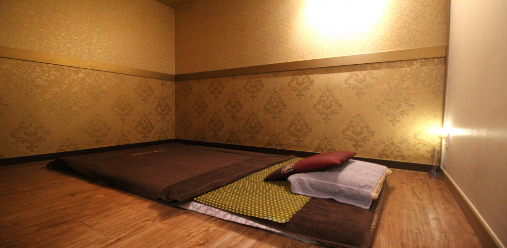 주변 태국마사지 추천 매장 사와디전통타이의 전체적인 인테리어 모습