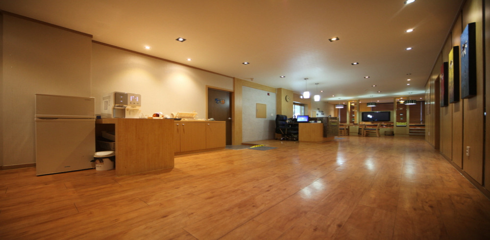 신방동 한국관리사, 중국관리사 마사지샵 제왕중국전통의 쾌적한 관리실 내부 모습