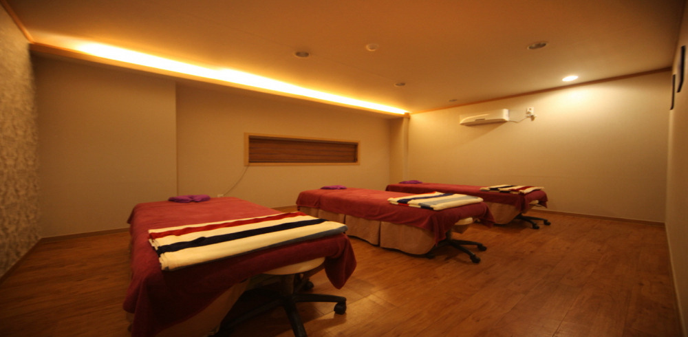 신방동 중국마사지 전문 제왕중국전통의 아늑하고 프라이빗한 분위기