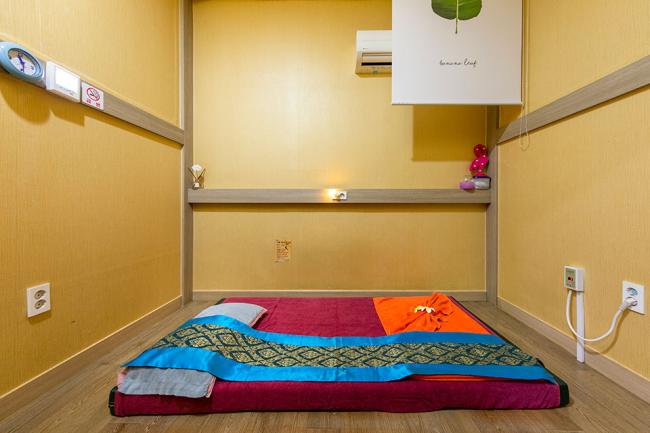 오산대역 주변 태국마사지 추천 매장 더힐링의 전체적인 인테리어 모습