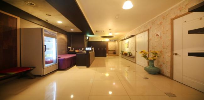 간석오거리역,석천사거리역,모래내시장역 인근 타이, 아로마, 스웨디시 서비스가 제공되는 쉼테라피의 전체 시설