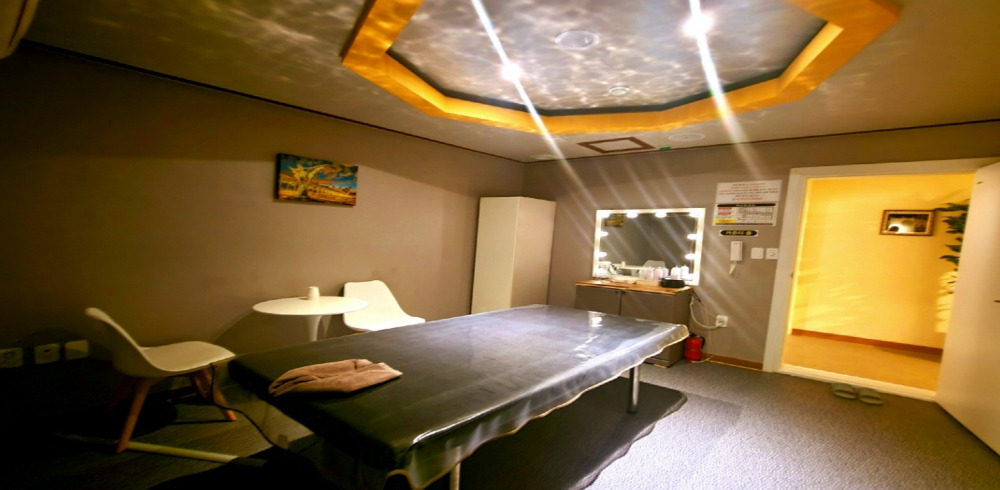 단계동 한국관리사 마사지샵 비비스웨디시의 쾌적한 관리실 내부 모습