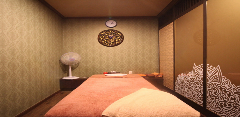 태국마사지 서비스가 제공되는 상남동 심쿵스웨디시 매장 내부 사진