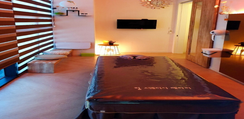 강서동 스웨디시 전문 더플러스의 아늑하고 프라이빗한 분위기