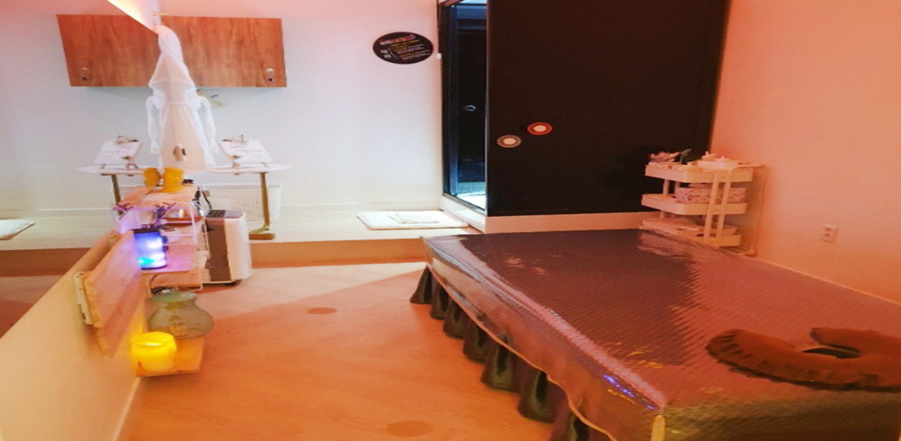 스웨디시 관리 전문 마사지 매장 더플러스 내부 공간