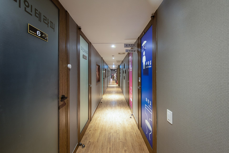 화곡동 태국관리사 마사지샵 미인테라피의 쾌적한 관리실 내부 모습