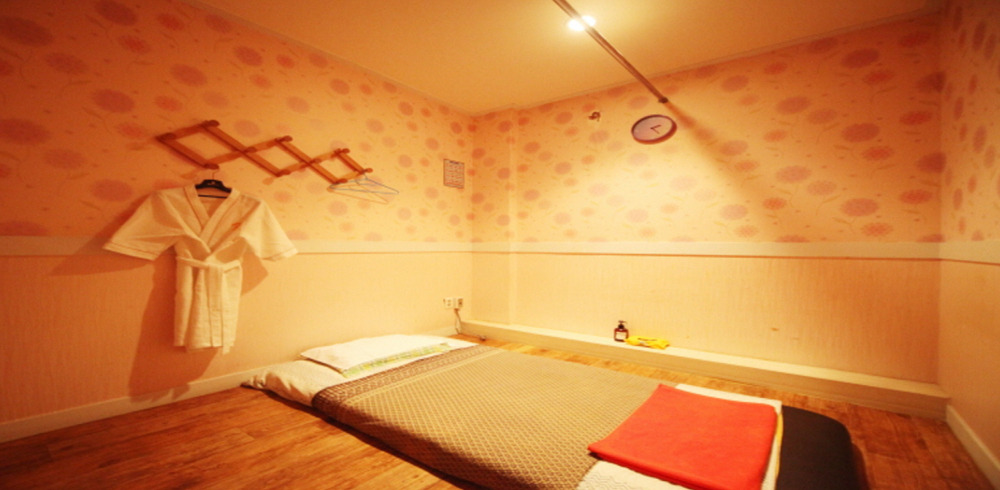 대화역 인근 아로마, 건식/스포츠, 커플관리 서비스가 제공되는 동경아로마의 전체 시설