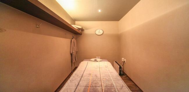 한국마사지 서비스가 제공되는 부곡동 궁마사지 매장 내부 사진