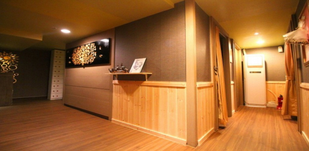 석관동 태국관리사 마사지샵 TOP타이힐링의 쾌적한 관리실 내부 모습