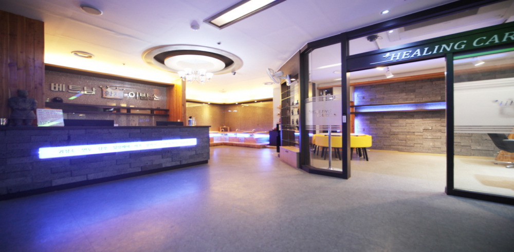 야탑역 주변 베트남황제이발소 매장 주요 시설 및 인테리어 사진