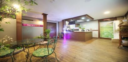 청담타이 - 수유동 가오리역,419민주묘지역 인근 태국마사지 전문 마사지 매장 전경