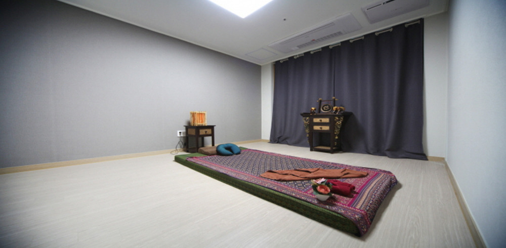 태국마사지 서비스가 제공되는 금곡동 락쿤타이 매장 내부 사진