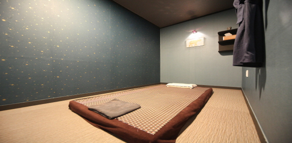 태국마사지 서비스가 제공되는 거모동 힐링타이 매장 내부 사진