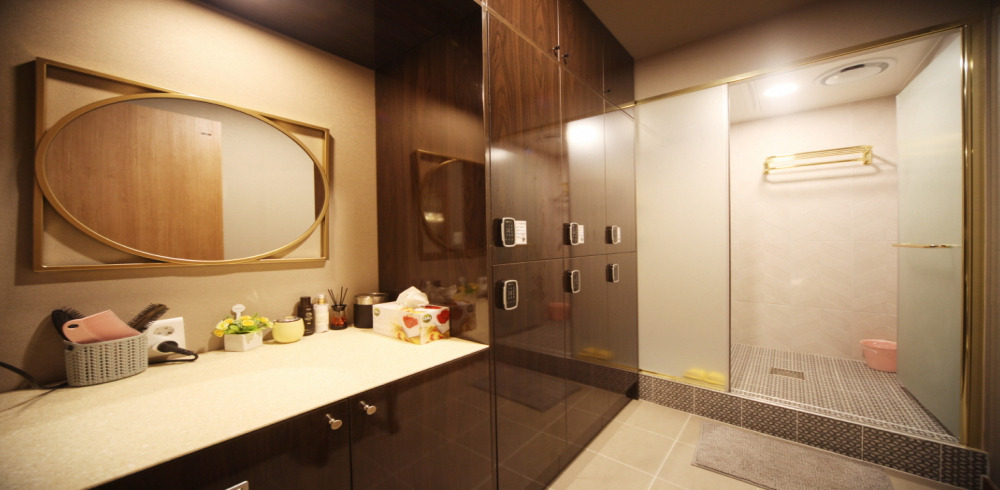 동패동 중국마사지 전문 뷰티플러스의 깔끔하고 정돈된 내부 전경