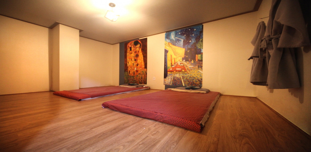 온양온천역 주변 태국마사지 추천 매장 션샤인타이의 전체적인 인테리어 모습