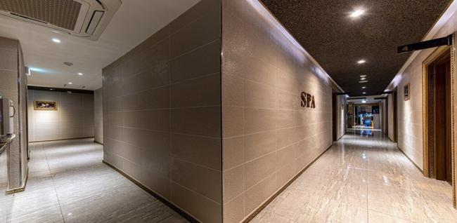 일산동 스웨디시 전문 S테라피의 깔끔하고 정돈된 내부 전경