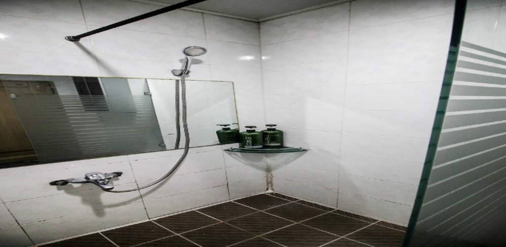 바나나타이 - 대흥동 중구청역,중앙로역,대전역 인근 주차가능, 샤워가능, 커플실, 단체예약 완비된 마사지 시설