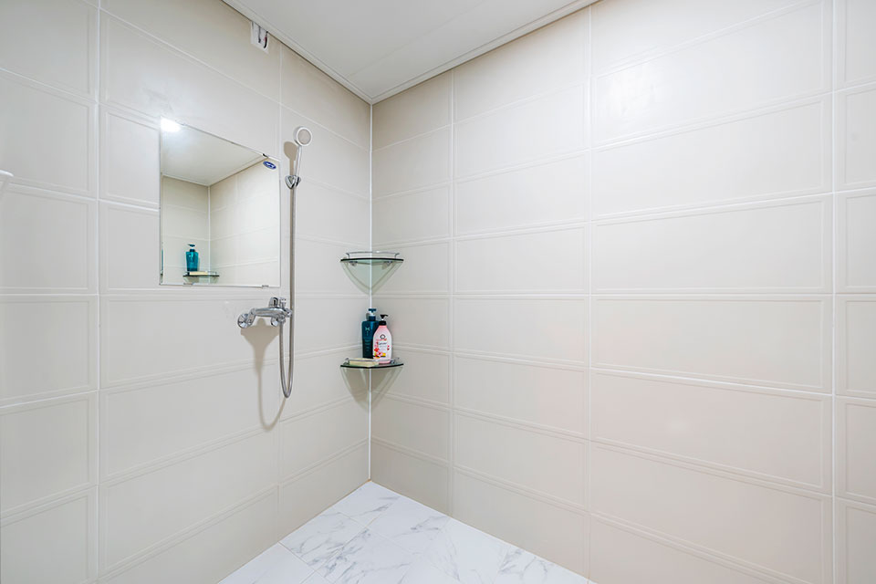 태국마사지 서비스가 제공되는 상남동 청담후 매장 내부 사진