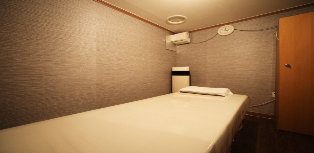 잠실동 스웨디시 전문 숲스웨디시의 깔끔하고 정돈된 내부 전경