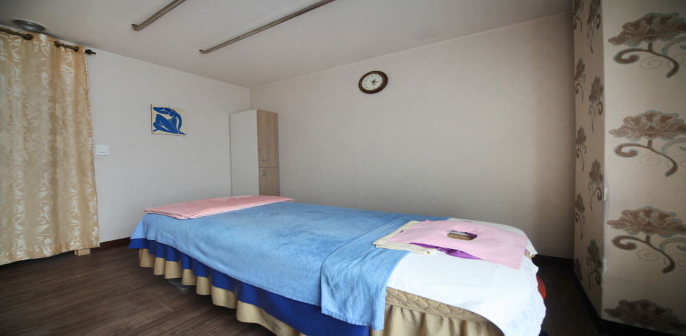 뚝섬유원지역,건대입구역 주변 청담Body&Foot 매장 주요 시설 및 인테리어 사진