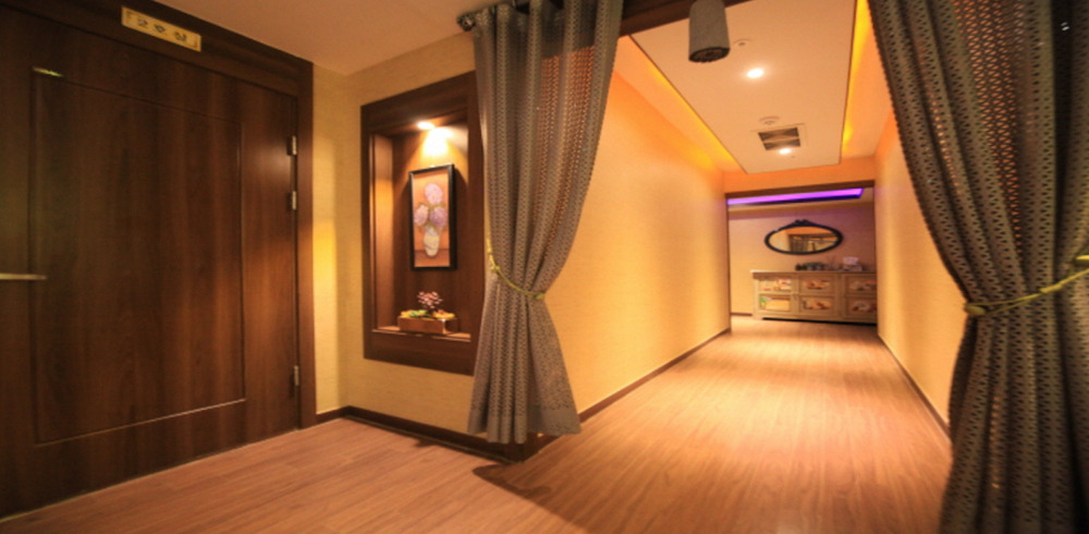 명테라피 - 마곡동 신방화역,마곡역,마곡나루역 인근 주차가능, 샤워가능, 수면가능, 단체예약, 남/여공용샵 완비된 마사지 시설