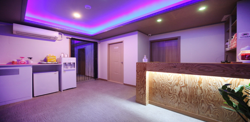 청담마사지 - 하동 상현역 인근 태국마사지 전문 마사지 매장 전경