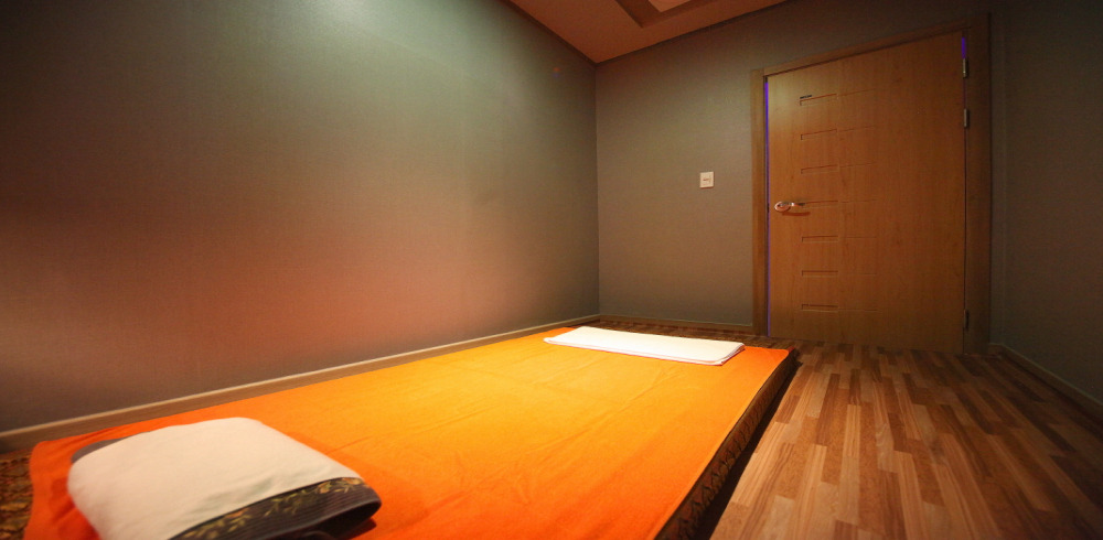 태국마사지 서비스가 제공되는 하동 청담마사지 매장 내부 사진