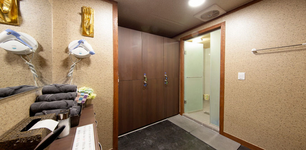 부산원동역,재송역,센텀역 주변 태국마사지 추천 매장 송타이의 전체적인 인테리어 모습