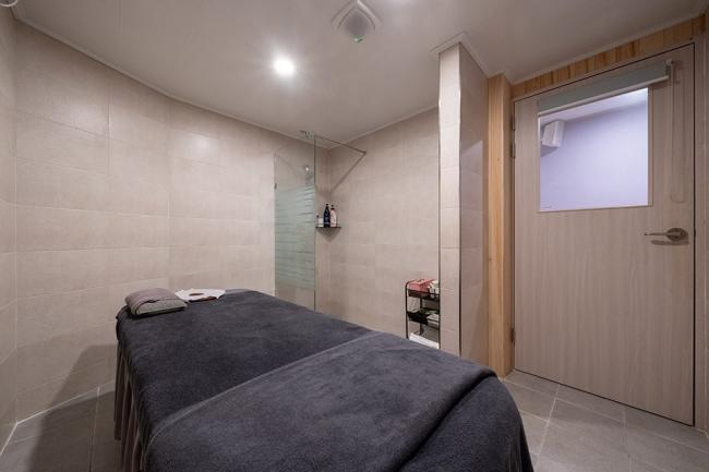 중국마사지 서비스가 제공되는 연동 DH아로마 매장 내부 사진