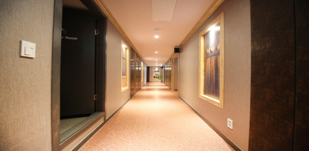 중국마사지 서비스가 제공되는 신당동 왕조풋샵(신당역) 매장 내부 사진