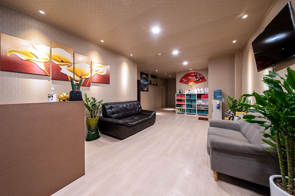 황제 - 남가좌동 가좌역 인근 태국마사지 전문 마사지 매장 전경